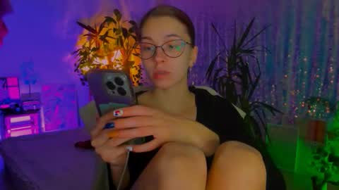 Snapshot of poli__ chatting on 11.02.25 Martha online show from 11.02.25