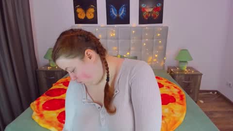 Polina online show from 12.12.24