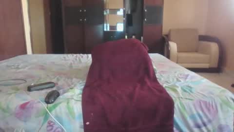 Snapshot of pollexxx66 chatting on 02.16.25 Paul online show from 02.16.25