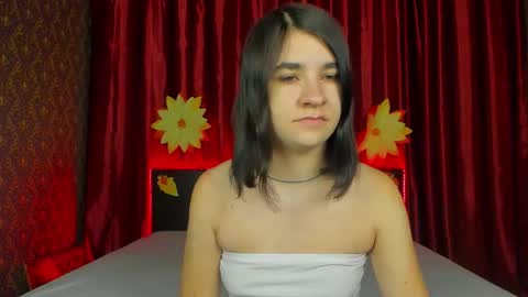 Polly online show from 11.24.25