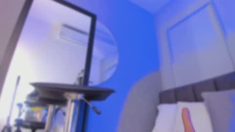 POLLY online show from 10.11.25