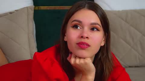 Snapshot of pollylanders chatting on 11.05.25 Polly online show from 11.05.25