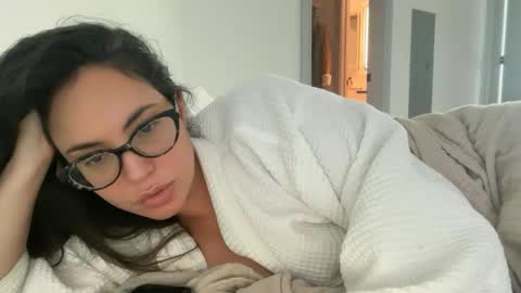 Polly Pocket online show from 11.05.25