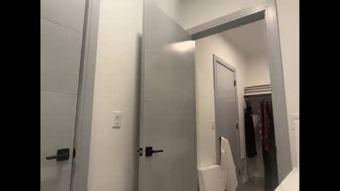 Polly Pocket online show from 11.15.25