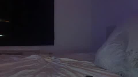 Polly Pocket online show from 04.15.26