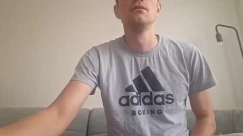 Snapshot of polsenos chatting on 11.18.25 polsenos online show from 11.18.25