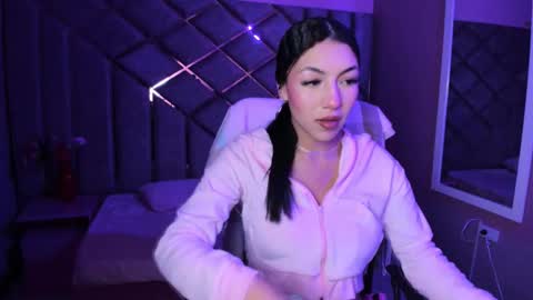 poly sasha  online show from 02.19.26