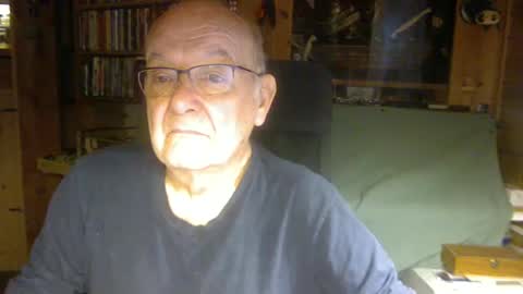 Snapshot of pomme1949 chatting on 12.26.24 pomme1949 online show from 12.26.24
