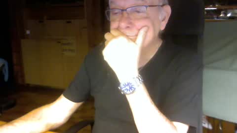 Snapshot of pomme1949 chatting on 02.18.25 pomme1949 online show from 02.18.25