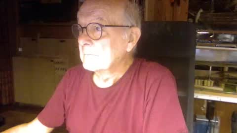 Snapshot of pomme1949 chatting on 09.21.25 pomme1949 online show from 09.21.25