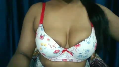 poojalady online show from 09.21.25
