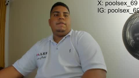Snapshot of poolsexx_69 chatting on 09.09.25 poolsexx_69 online show from 09.09.25
