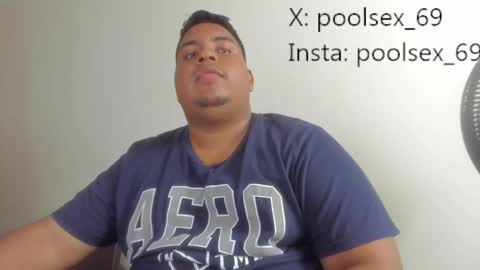 Snapshot of poolsexx_69 chatting on 10.14.25 poolsexx_69 online show from 10.14.25
