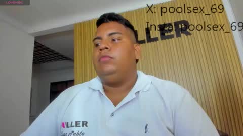 Snapshot of poolsexx_69 chatting on 10.21.25 poolsexx_69 online show from 10.21.25