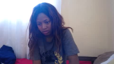 Snapshot of popetykely00 chatting on 01.20.25 popetykely00 online show from 01.20.25