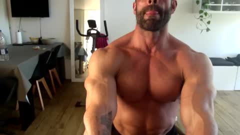 popopo0 online show from 11.25.25