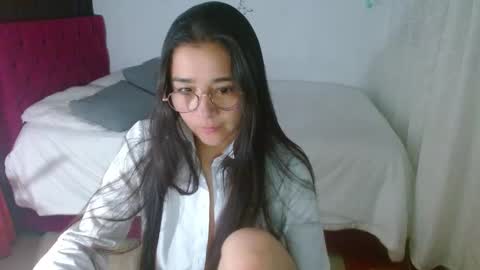 porcelainlux online show from 02.17.25