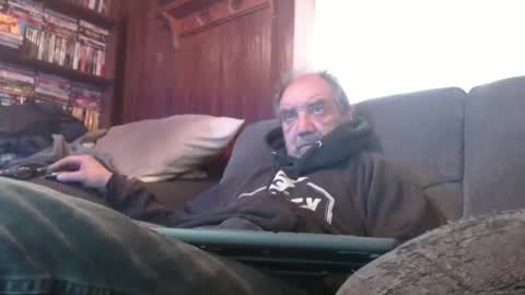 Snapshot of porkingit400 chatting on 02.15.25 porkingit400 online show from 02.15.25