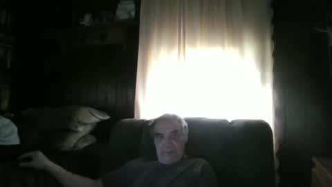 Snapshot of porkingit400 chatting on 10.28.25 porkingit400 online show from 10.28.25