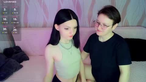 Snapshot of pornostendup chatting on 02.24.25 Ana and Tati online show from 02.24.25