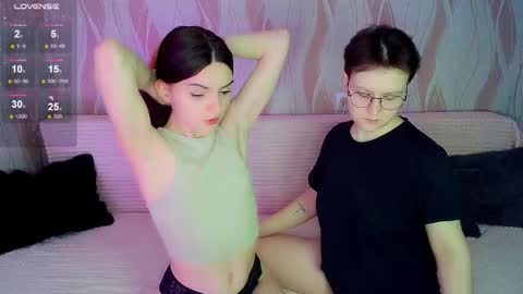 Ana and Tati online show from 12.16.25