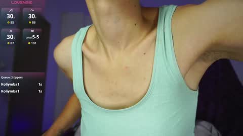 Snapshot of pornxxxcouple chatting on 09.13.25 online show from 09.13.25