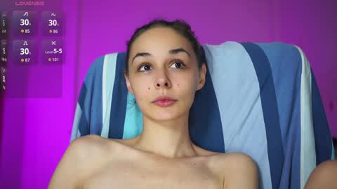 Snapshot of pornxxxcouple chatting on 12.17.25 online show from 12.17.25