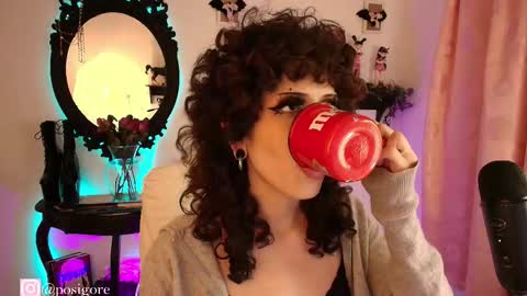 Anna Goth independient model online show from 11.06.25