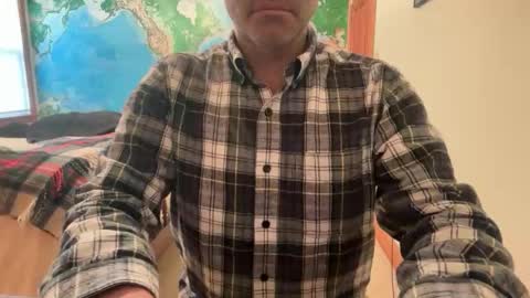 Snapshot of poundtownusa2016 chatting on 11.28.25 ConchilDog online show from 11.28.25