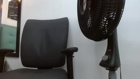   online show from 04.19.26