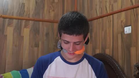 chris independent  online show from 10.31.25