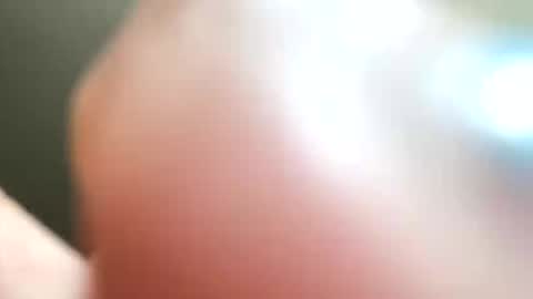 pr3ttynperla online show from 12.17.25