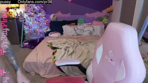 Evangeline Eva Darling online show from 12.17.24