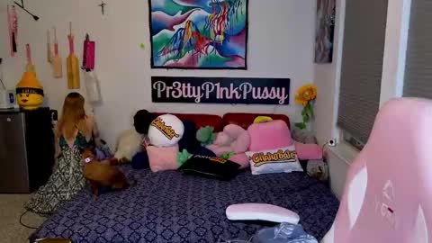 Evangeline Eva Darling online show from 04.17.26