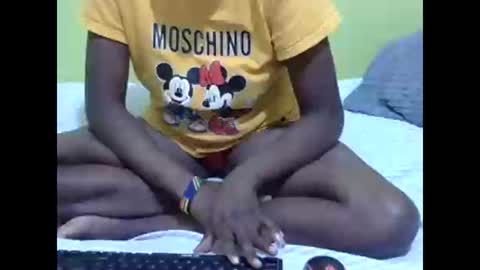 precious_nesh online show from 02.25.25