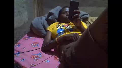 Snapshot of precious_nesh chatting on 05.19.26 precious_nesh online show from 05.19.26