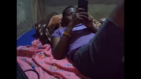 Snapshot of precious_nesh chatting on 06.09.26 precious_nesh online show from 06.09.26