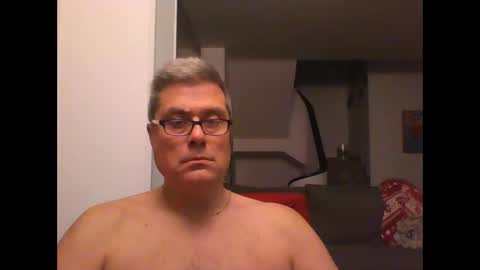 Snapshot of prendimisubito chatting on 11.16.25 prendimisubito online show from 11.16.25