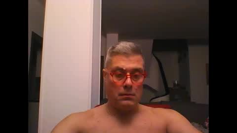 Snapshot of prendimisubito chatting on 11.27.25 prendimisubito online show from 11.27.25