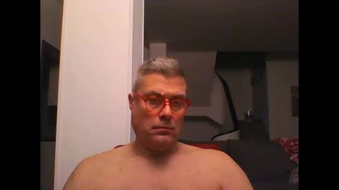 Snapshot of prendimisubito chatting on 12.01.25 prendimisubito online show from 12.01.25