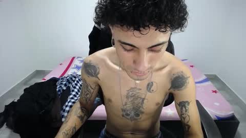 Plux online show from 10.30.25