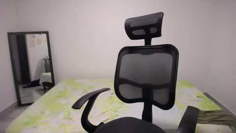 Plux online show from 04.03.26