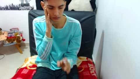 Snapshot of pressure_xxx_420 chatting on 01.17.25 PRESSURE online show from 01.17.25