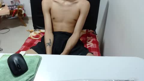 Snapshot of pressure_xxx_420 chatting on 01.22.25 PRESSURE online show from 01.22.25