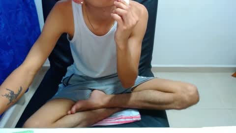 Snapshot of pressure_xxx_420 chatting on 03.08.25 PRESSURE online show from 03.08.25