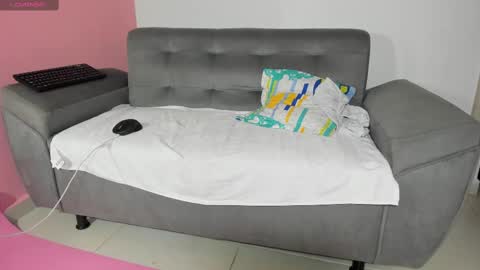 Snapshot of pressure_xxx_420 chatting on 09.20.25 PRESSURE online show from 09.20.25