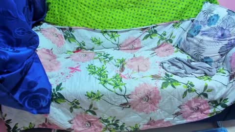 PRESSURE online show from 04.10.26