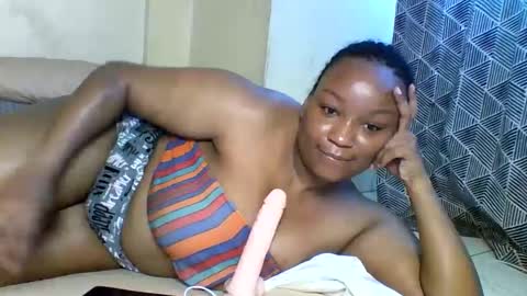 Prettie diva online show from 09.29.25