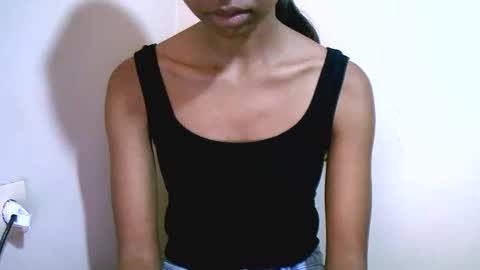 prettiethalia online show from 02.05.26