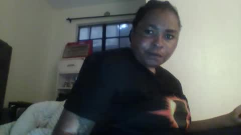 Snapshot of pretty1_lioness chatting on 04.08.26 pretty1_lioness online show from 04.08.26